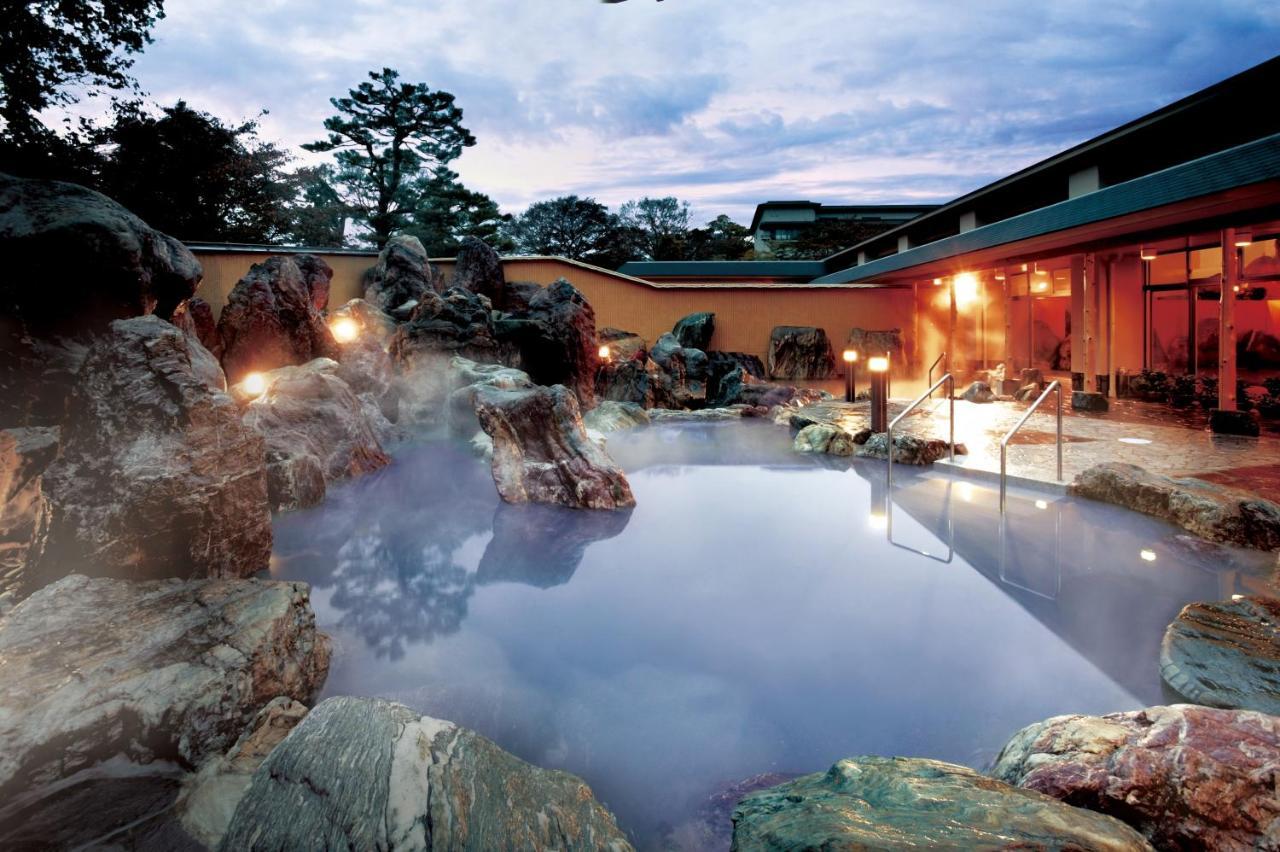 Kintarou Onsen Hotel Uozu Екстериор снимка