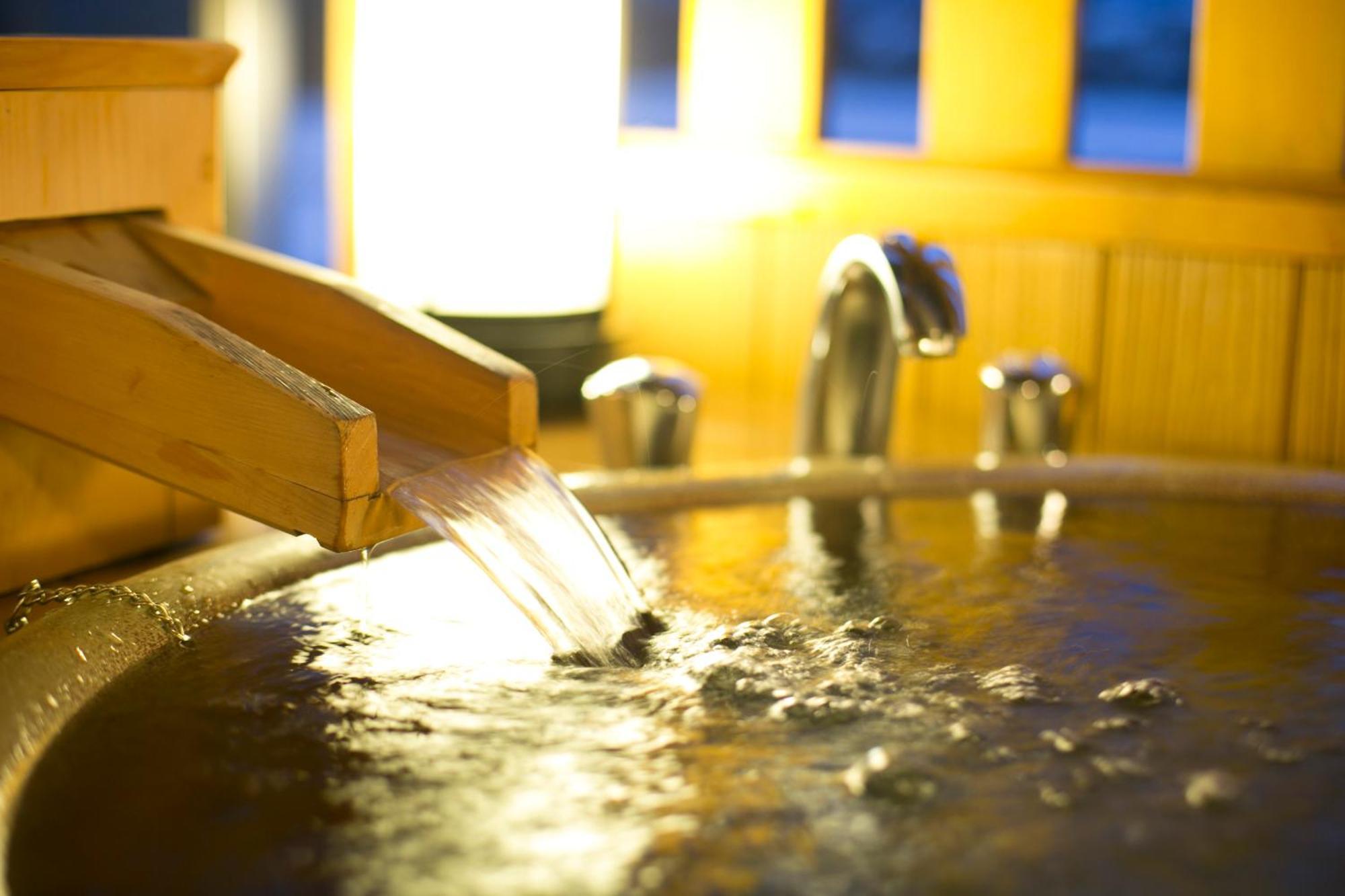 Kintarou Onsen Hotel Uozu Екстериор снимка