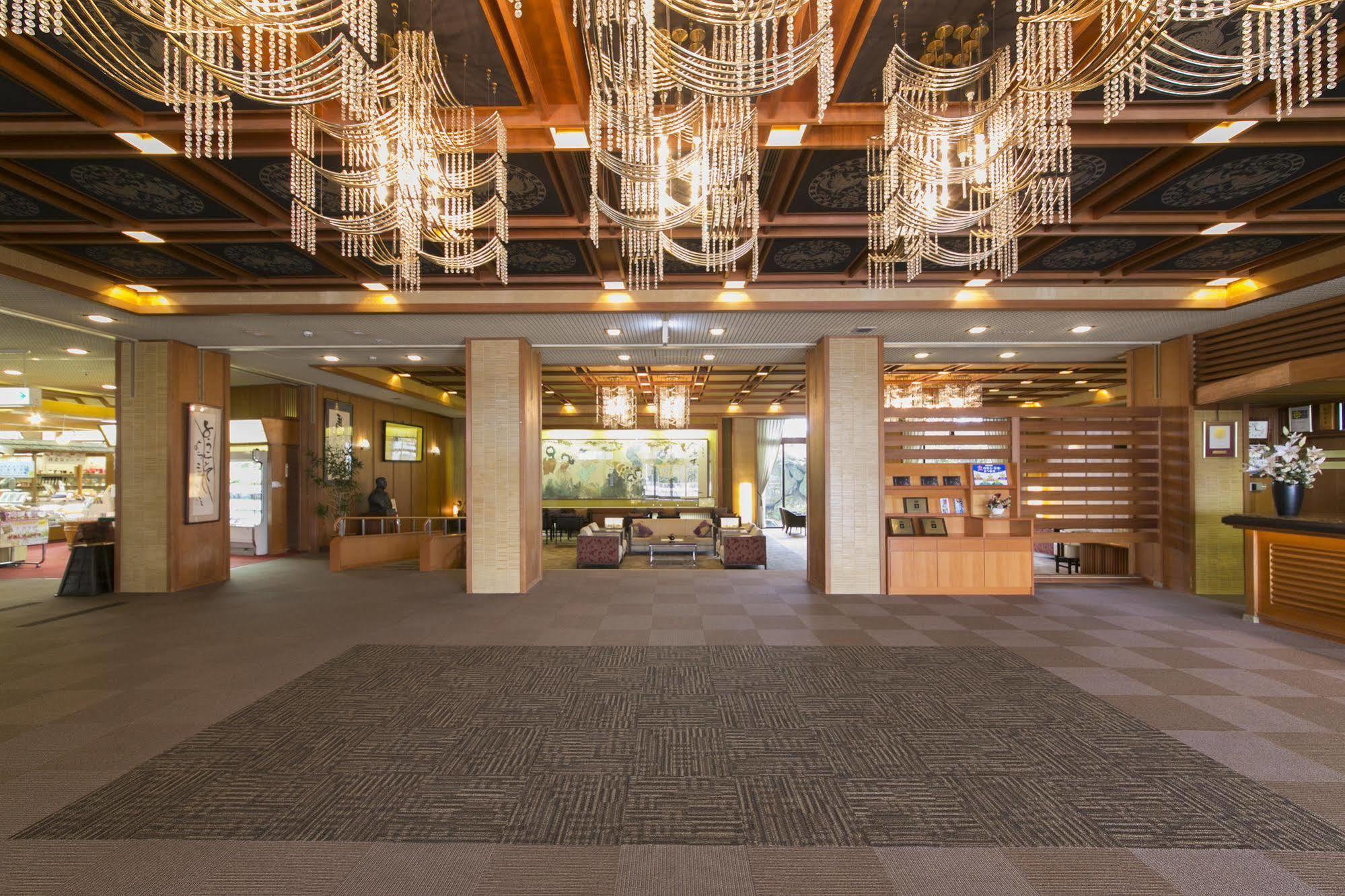 Kintarou Onsen Hotel Uozu Екстериор снимка