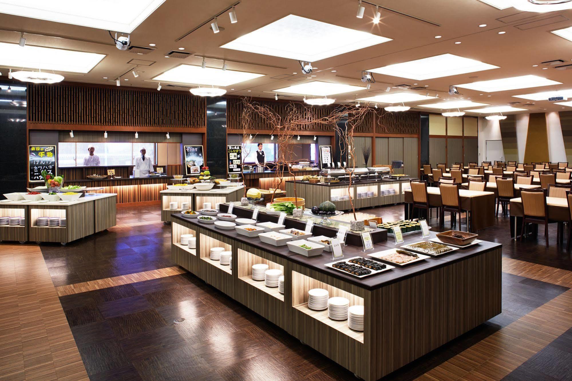 Kintarou Onsen Hotel Uozu Екстериор снимка