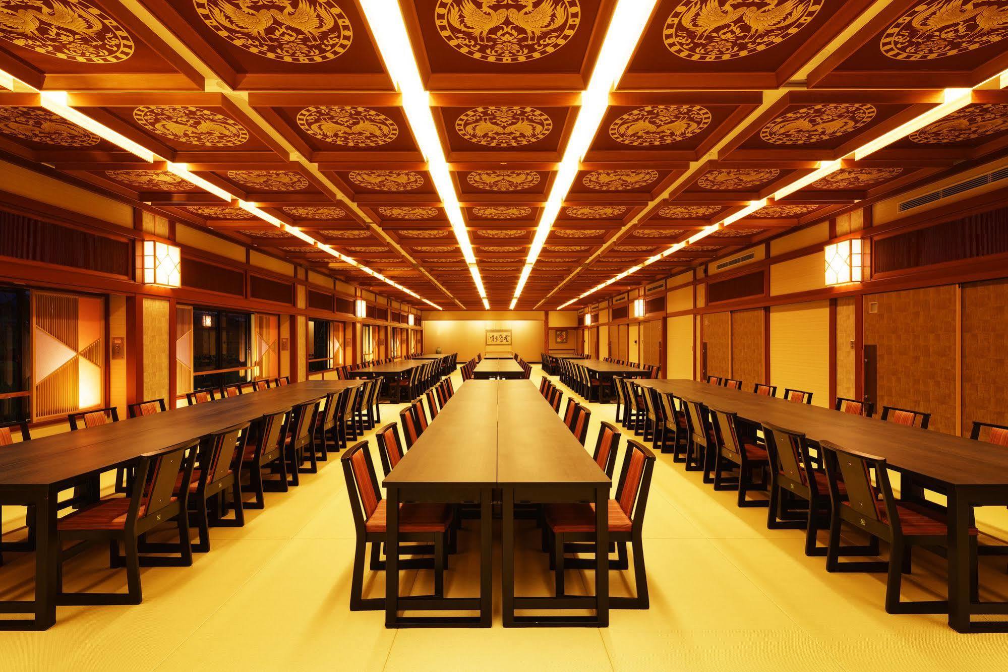 Kintarou Onsen Hotel Uozu Екстериор снимка